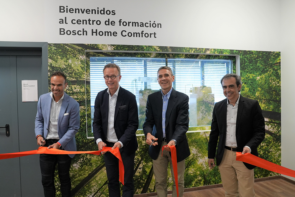 Bosch inaugura un nuevo centro 1