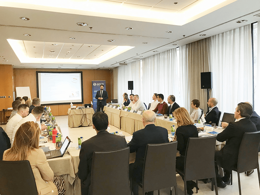 ARCO Reunion comercial 1