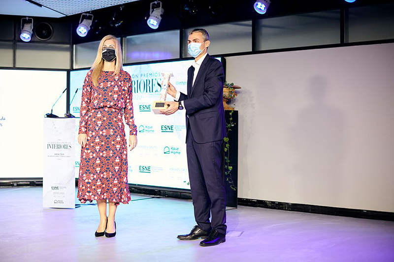 GROHE recibe un galardón en los VI Premios Interiores por su revolucionaria gama de griferías sostenibles GROHE Blue GROHE Premios Interiores 2020