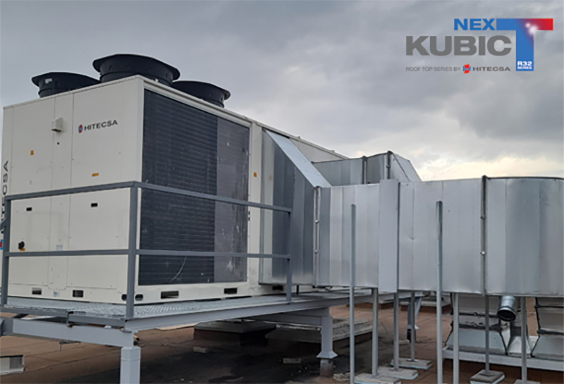 HITECSA Roof Top KUBIC NEXT R 32 en el Centro Comercial El Ingenio de Vélez Málaga 1