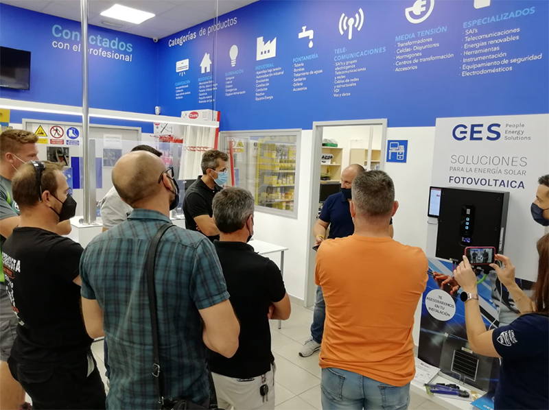 GES Gran éxito en la inauguración del renovado punto de venta Electro Stocks Villena 