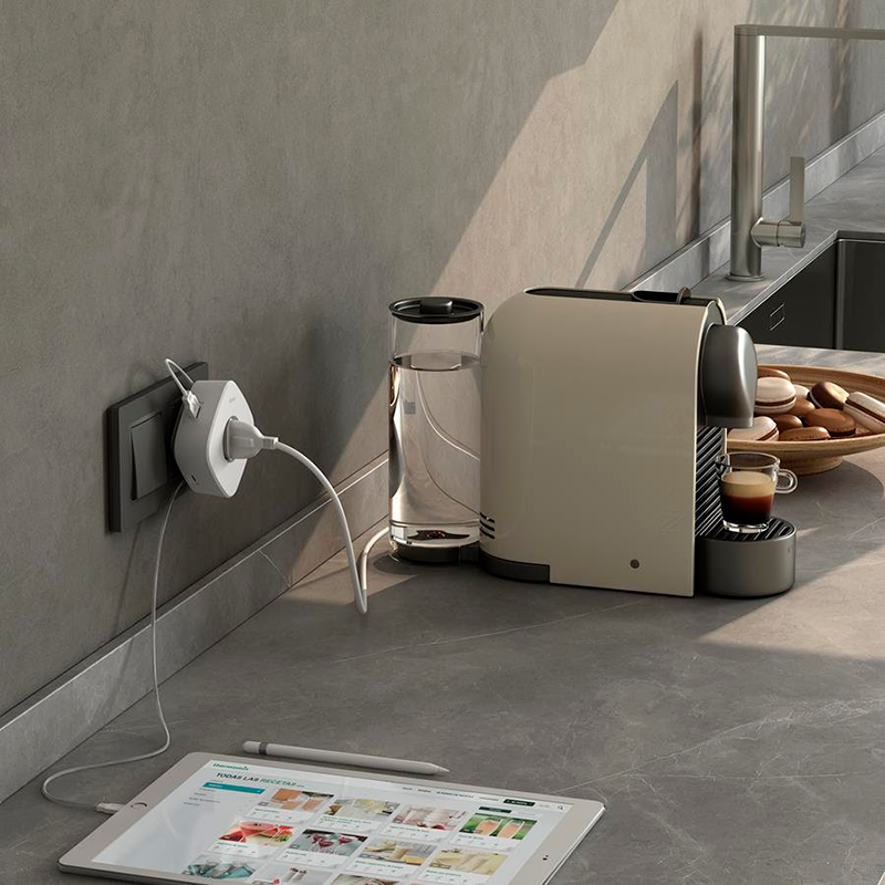 SIMON incorpora un nuevo adaptador a su catálogo de accesorios eléctricos 