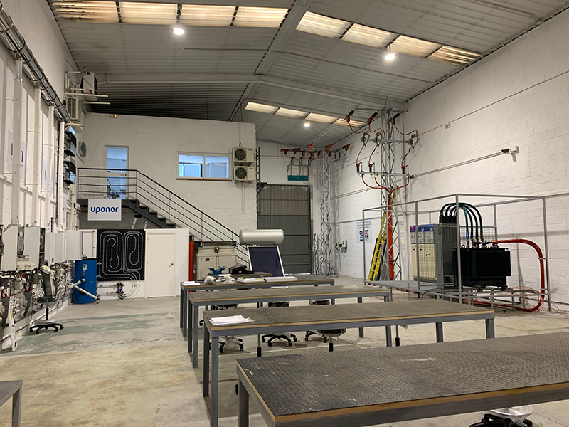 Las Asociaciones de Instaladores de Granada elevan su apuesta por la formación con un nuevo centro especializado que cualificará a más de 300 alumnos al año Las Asociaciones de Instaladores de Granada elevan su apuesta por la formación con un nuevo centro especializado que cualificará a más de 300 alumnos al año