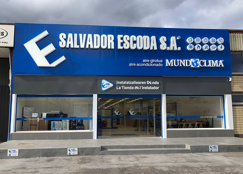 SALVADOR Escoda S.A abre nueva EscodaStore en Donostia (Guipúzcoa) SALVADOR Escoda S.A abre nueva EscodaStore en Donostia (Guipúzcoa)