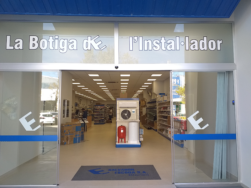 SALVADOR Escoda S.A abre su octava EscodaStore en Blanes (Girona) SALVADOR Escoda S.A abre su octava EscodaStore en Blanes Girona