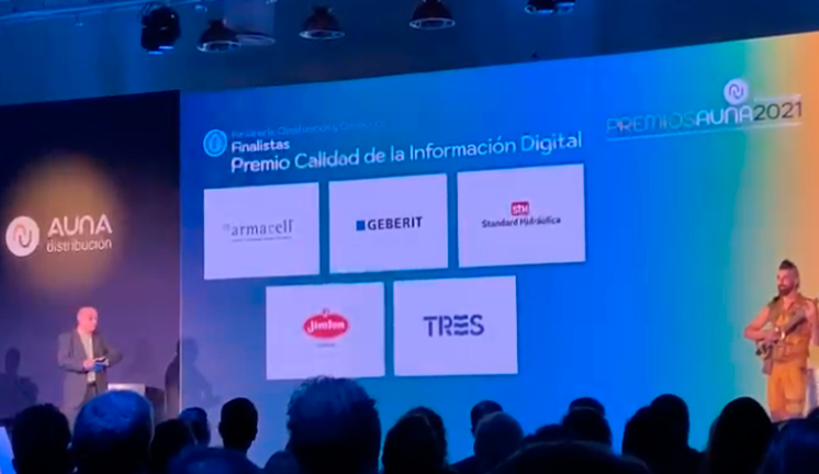 STH Informa: premiada en los premios AUN 2021, ¡Enhorabuena!