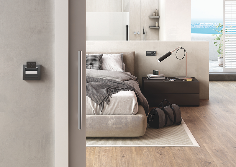 BJC, serie IRIS PLUS en color antracita con efecto mate