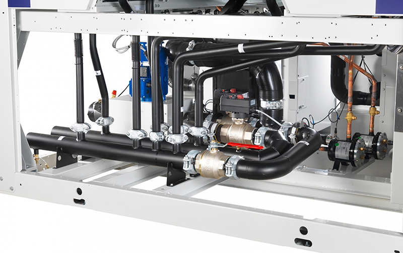 CARRIER amplía las opciones de recuperación de calor y free cooling incrementando el ahorro energético de la gama de enfriadoras scroll R-32