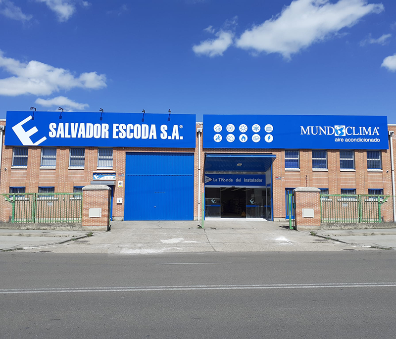 SALVADOR Escoda S.A reabre su tienda de Valladolid como EscodaStore
