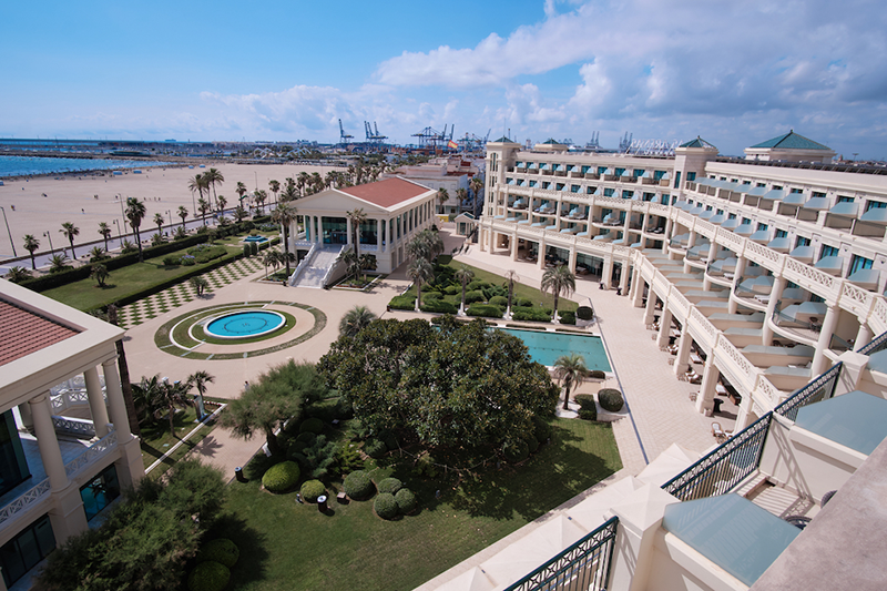 DAIKIN sustituye el sistema de climatización del Hotel Balneario Las Arenas apostando por la sostenibilidad y la eficiencia a través de sus equipos VRV+ IV DAIKIN sustituye el sistema de climatización del Hotel Balneario Las Arenas apostando por la sostenibilidad y la eficiencia a través de sus equipos VRV+ IV