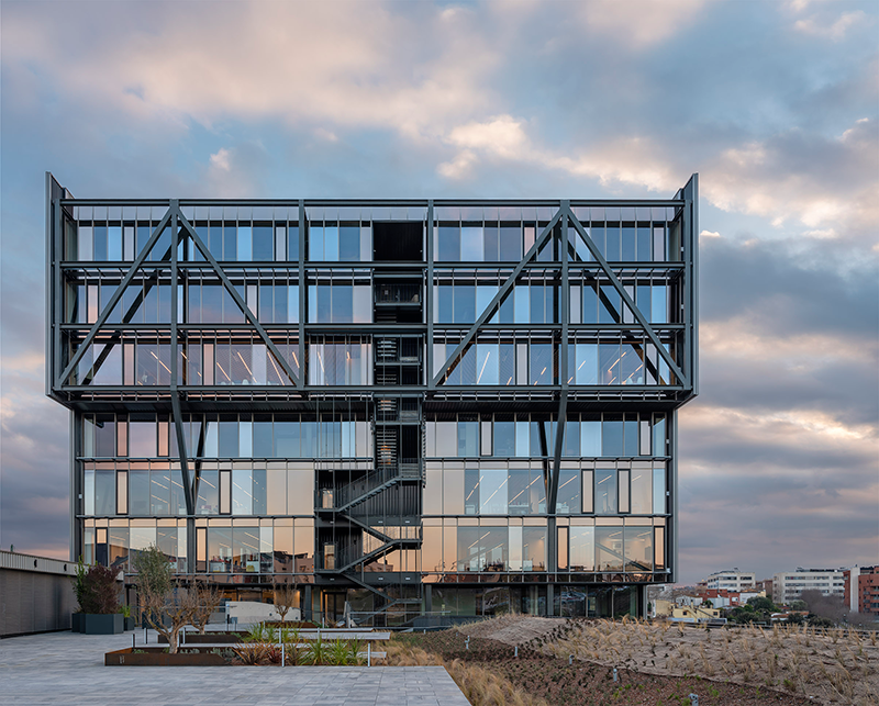 SOLER & PALAU aporta la climatización a un edificio pionero en sistemas de sostenibilidad