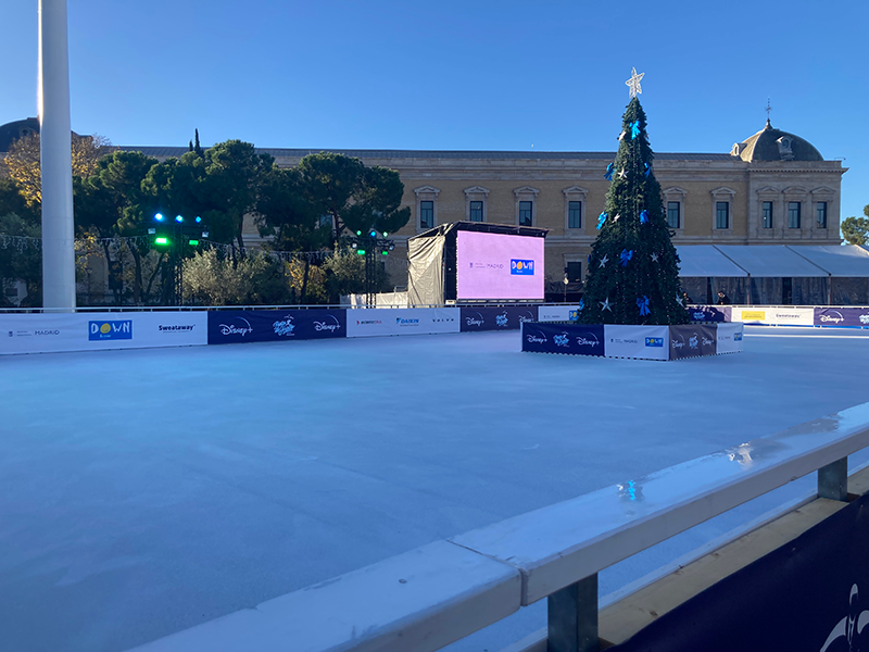 DAIKIN colabora con la pista de patinaje sobre hielo de la Plaza de Colón en Madrid