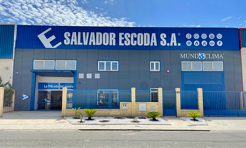 SALVADOR Escoda reubica su tienda de Almería para convertirla en EscodaStore