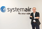 Rafael Moral se ha incorporado a Systemair España el pasado 14 de noviembre como nuevo Director General. Rafael, está licenciado en ingeniería mecánica por la Universidad de Málaga y cuenta con un MBA por la UNED