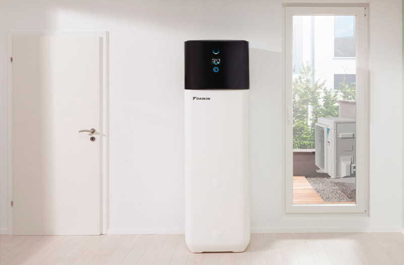 DAIKIN BOMBADECALOR 1