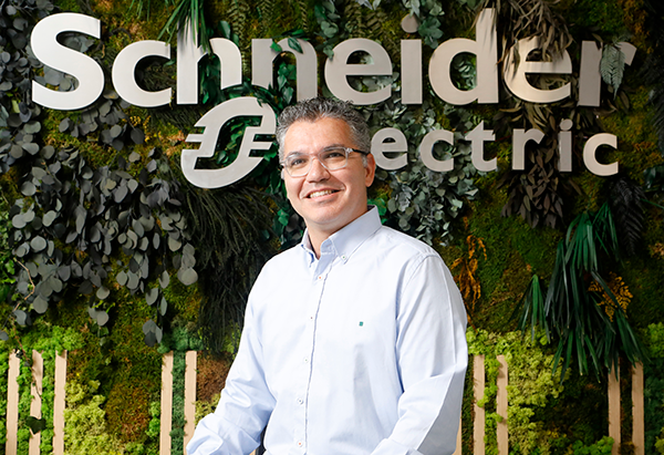 SHNEIDER Jesus Requena 3