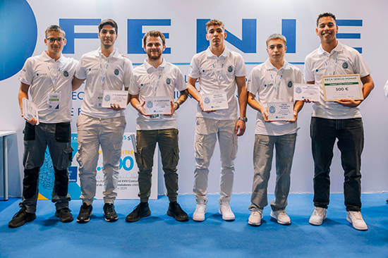 FENIE CARLOS LARRAZ 1