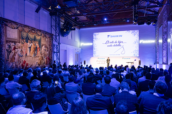 DAIKIN REAL FABRICA TAPICES 1